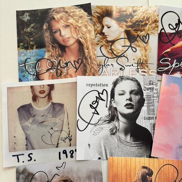 Fanmade Taylor Swift Signed CD Print Set (Reprints) - Picture 13 of 16